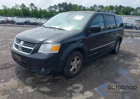 2010 Dodge Grand Caravan Sxt z USA, uszkodzony, nr VIN 2D4RN5D11AR459864